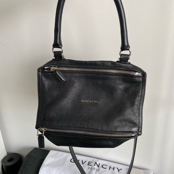 SOLD ELSEWHERE Givenchy Pandora Black *authentic* - Picture 1 of 9